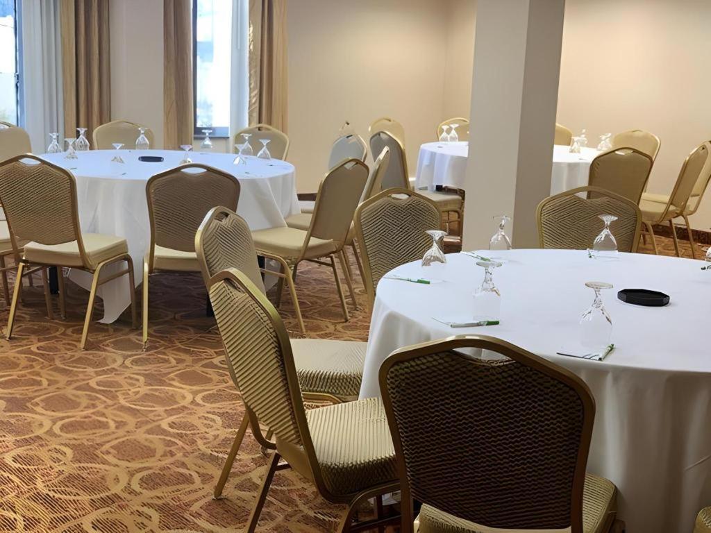 Clarion Hotel & Suites Conference Center Memphis Airport Eksteriør bilde